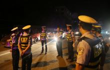 万山大队深入开展“8·31”严打整治集中  统一行动