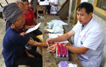 白衣天使山村义诊记