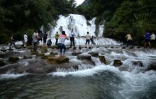 “三天奇观·星空之旅”贵州新闻摄影学会走转改赴平塘县采访