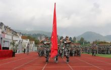 贵州工程职业学院新生军训结业暨开学典礼举行