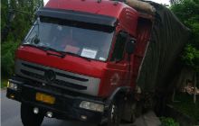 刹车失灵 排水沟力挽危机