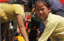 德江驻军官兵为灾区群众送去660吨生活用水