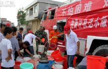 铜仁消防“青年抗旱突击队”送水进农家