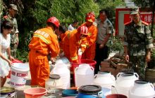 高山上的“红色战车”——记者实地探访守驻在重旱山区里的消防班