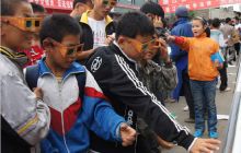 村里来了“科普大篷车”