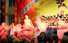 德江举办广场晚会 喜迎国庆佳节