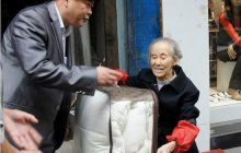 德江开展慰问老年人活动