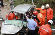 贵州玉屏摩托与轿车相撞事故致4人重伤