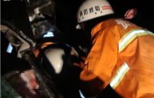 贵州松桃两车相撞3死3伤 消防驰援