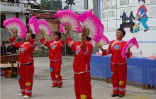 印江人口计生宣传队活跃乡间受欢迎