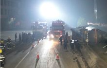 贵州玉屏25吨液氨罐车侧翻 消防寒夜奋战12小时成功处置