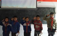 共青团德江县委到堰塘开展“山区希望工程—幸福校园计划”助学活动